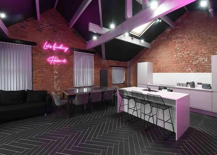 Casa Nomade Penthouse Slps 20 People Mcr Centre
